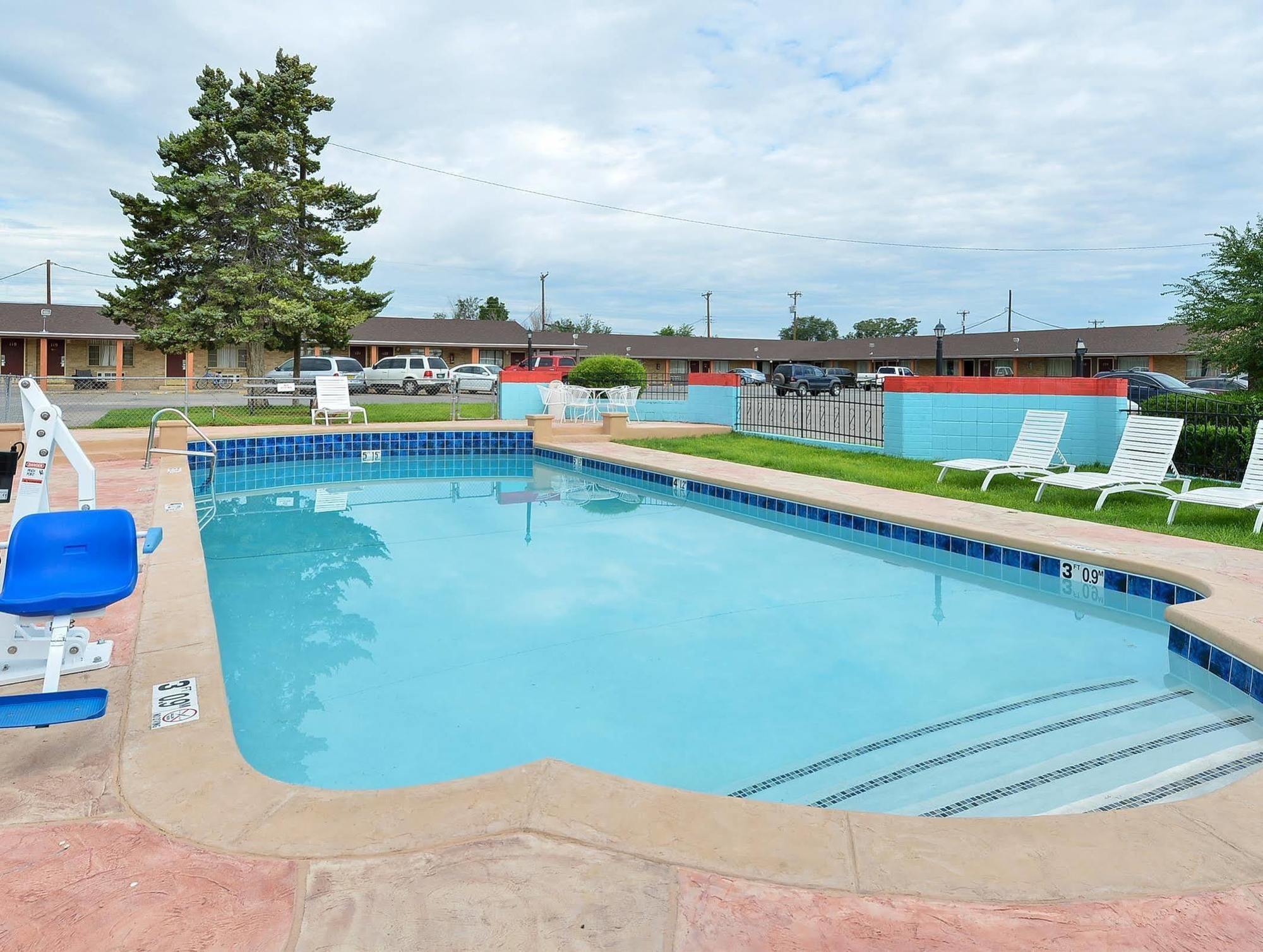 Simple Rewards Inn Розуэлл Экстерьер фото